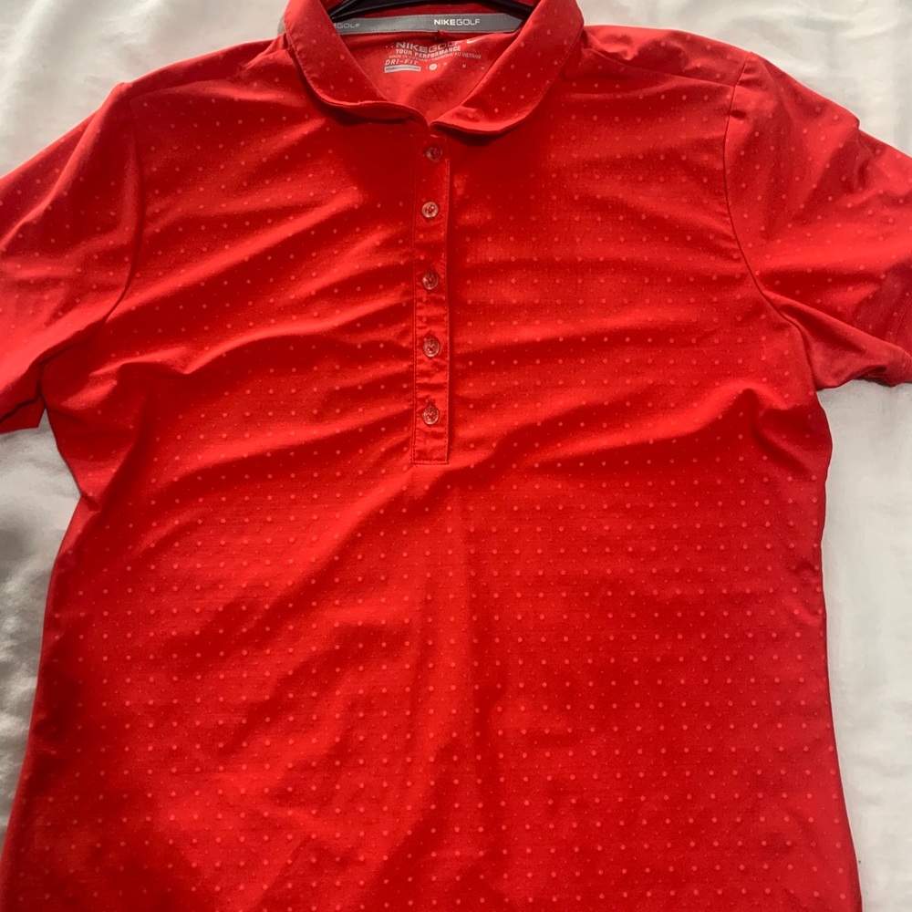 Women’s Nike golf shirt